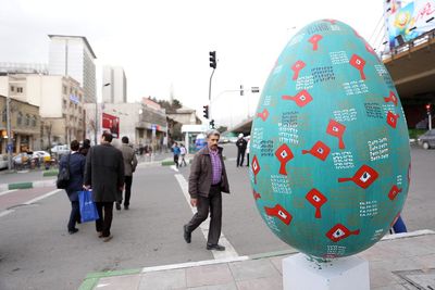 اجرای تخم‌مرغ‌های رنگی در سطح شهر آغاز می‌شود لینک : https://asarart.ir/Atelier/?p=5642 👇 سایت : AsarArt.ir/Atelier اینستاگرام :‌ instagram.com/AsarArtAtelier تلگرام :  @AsarArtAtelier 👆